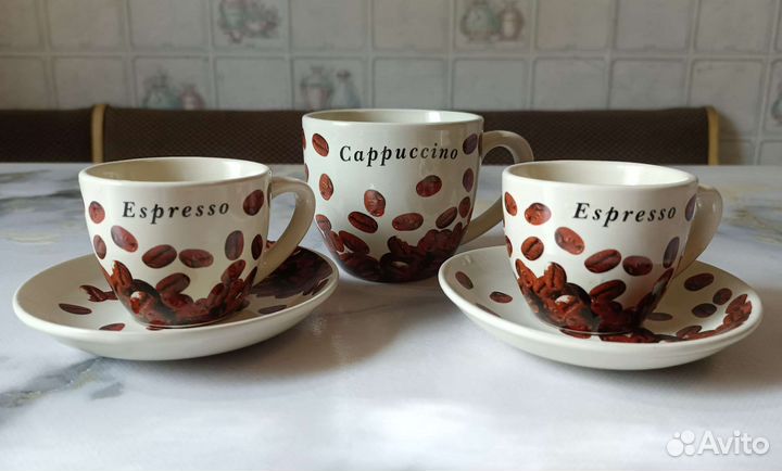 Чашки с блюдцем, кофейные чашки