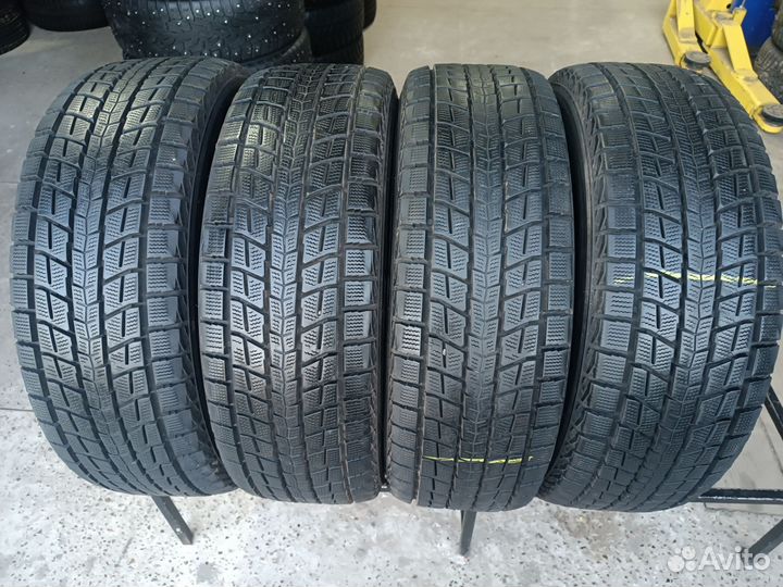 Dunlop Winter Maxx SJ8 225/60 R17