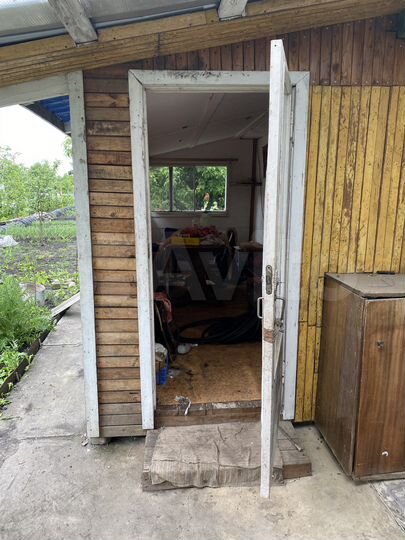 Дача 20 м² на участке 10 сот.