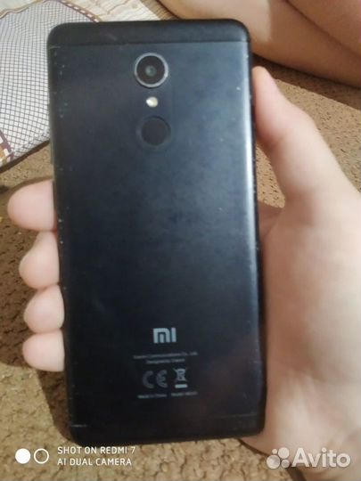 Телефон Xiaomi redmi 5