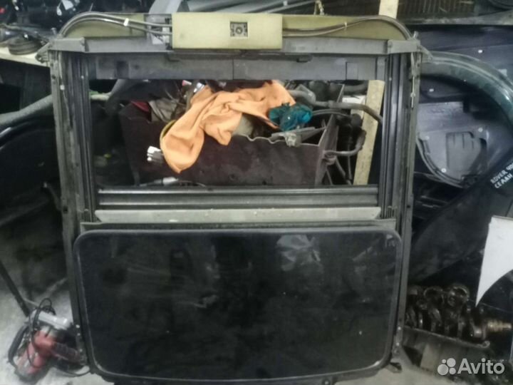 Люк в крышу Chrysler Intrepid