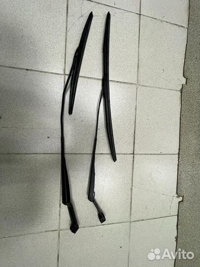 Дворник лобового стекла передний Datsun On-Do