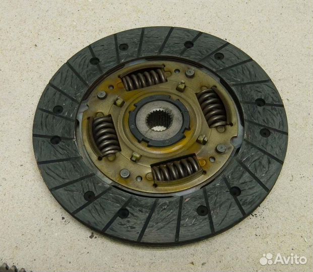 Маховик в сборе Daewoo Nexia 1.5 8кл