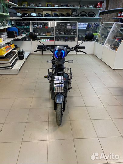 Электроскутер 700W Новый