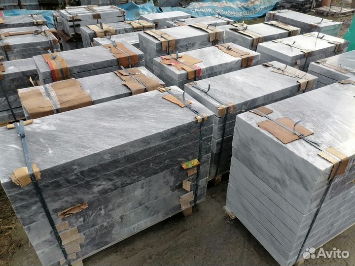 Гранитная плита 800х400х60