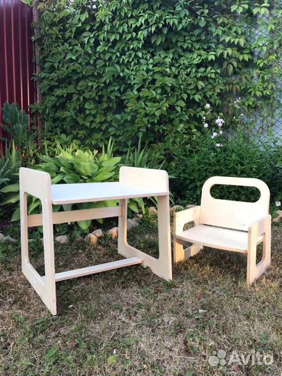 Растущие стол и стул