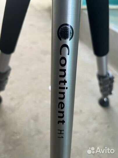 Штатив для фотоаппарата профессиональный