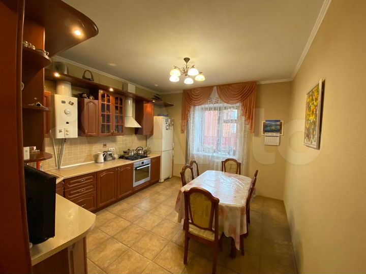 Таунхаус 174 м² на участке 7,5 сот.