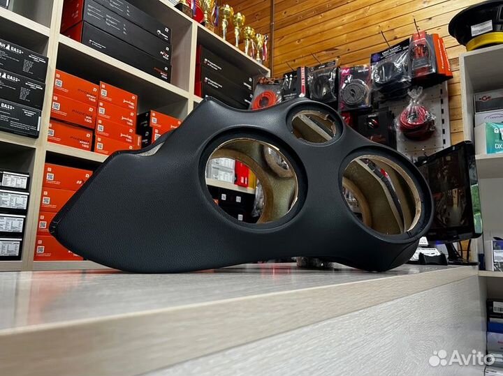 Подиум Гранта (низ) 16*16*Рупор (люкс)