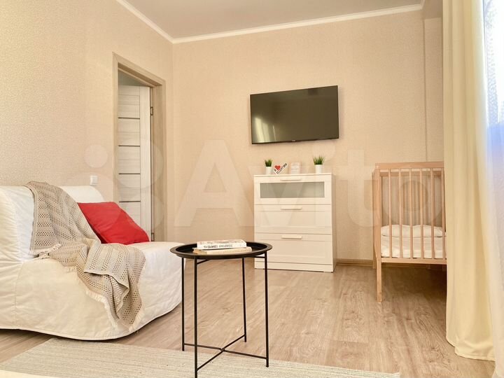 1-к. квартира, 42 м², 3/7 эт.