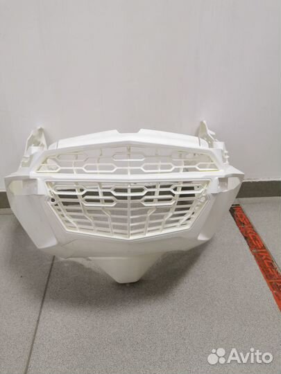 502007742 Панель передняя лодка белая G4 Ski-Doo