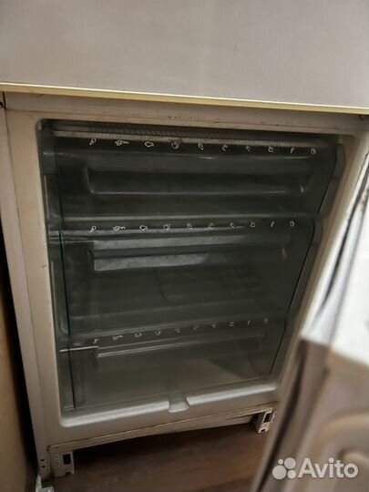 Холодильник electrolux er9192b