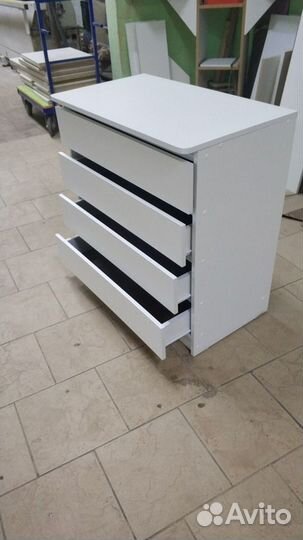 Комод белый