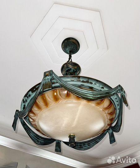 Люстра из малахита