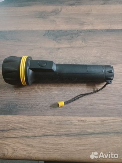 Противоударный влагостойкий фонарь