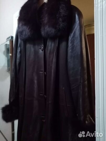 Кожаный плащ