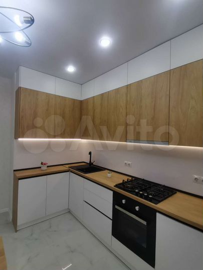 2-к. квартира, 56 м², 13/19 эт.