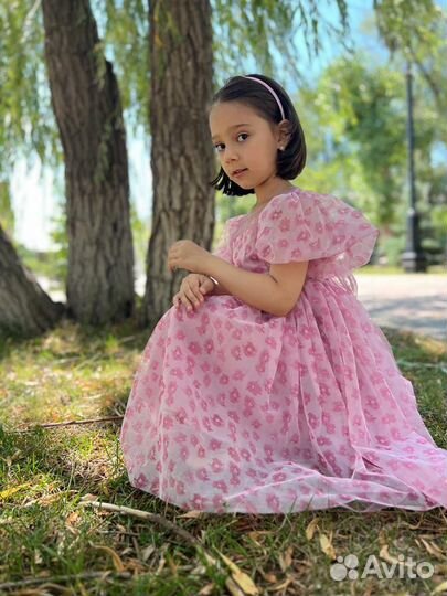 Платье на праздник