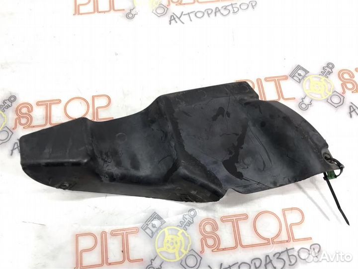 Защита двигателя правая VW Touareg GP (7LA,7L6,7L