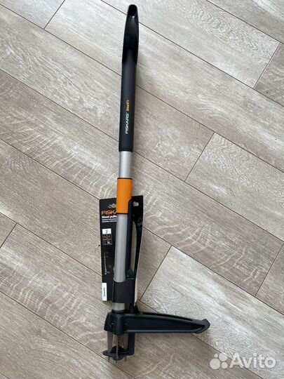 Удалитель сорняков Fiskars smartfit новый