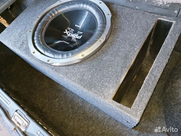 Сабвуфер Sony Xplod 1300