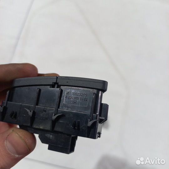 Кнопка центрального замка Mercedes-Benz Ml W166