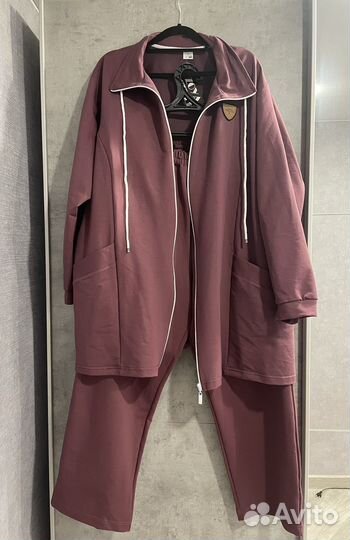 Спортивный костюм женский новый