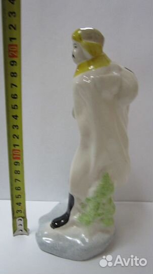 Фарфоровая Статуэтка башкир-солдат тфз СССР