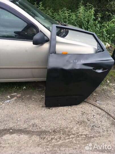 Дверь задняя левая Hyundai iX35