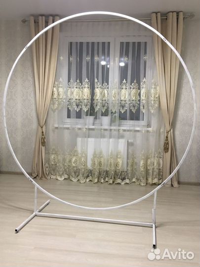 Круглый каркас для фотозоны