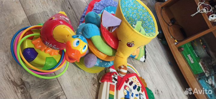 Развивающие игрушки