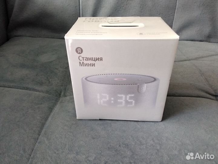 Яндекс станция мини Алиса с часами