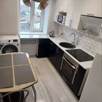2-к. квартира, 42,6 м², 2 кровати, Змеиногорск
