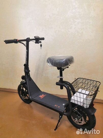 Электросамокат с сидением