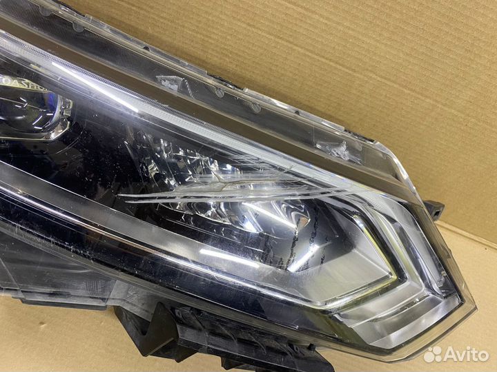 Блок Фара правая Nissan Qashqai LED J11 2019