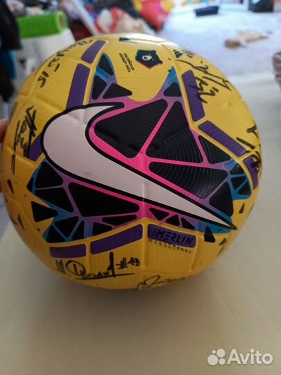 Футбольный мяч профессиональный nike