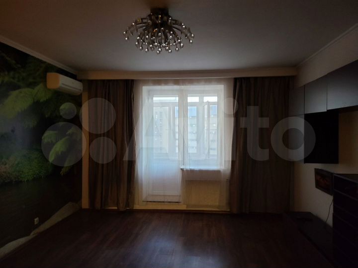 3-к. квартира, 115 м², 6/15 эт.