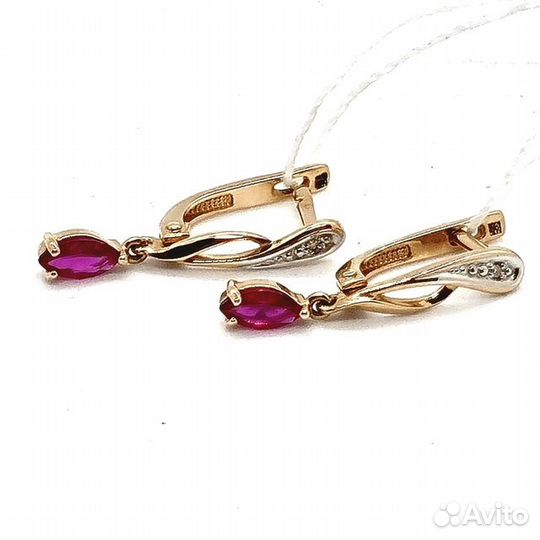 Золотые серьги с камнем