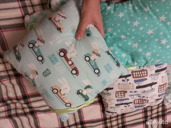 Бортики в детскую кроватку