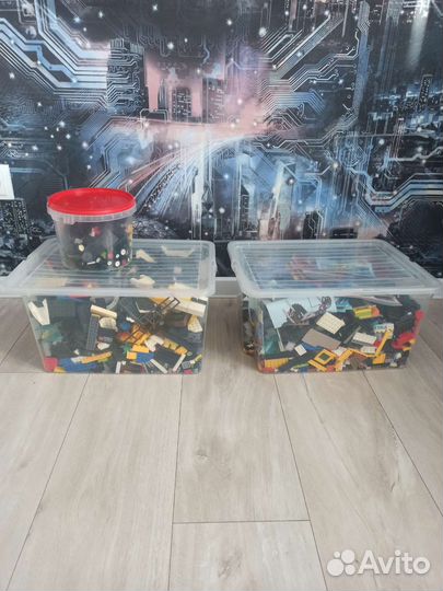 Lego россыпью 2 коробки