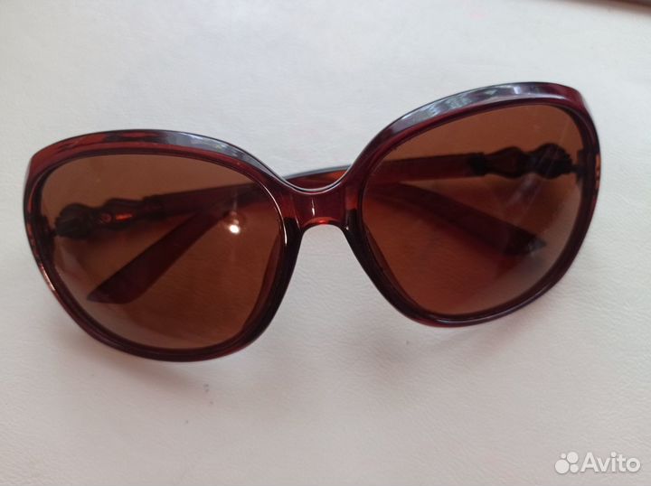 Солнцезащитные очки женские