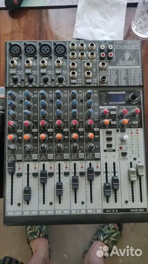 Микшерный пульт behringer 1204fx