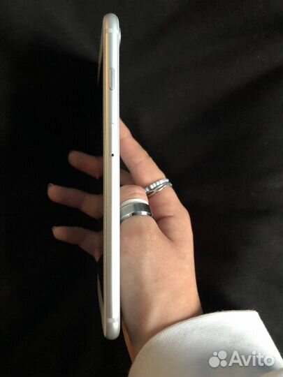 Телефон iPhone 8 plus