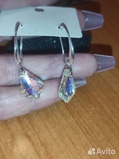 Серьги с кристаллами