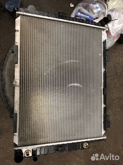 Радиатор охлаждения w210