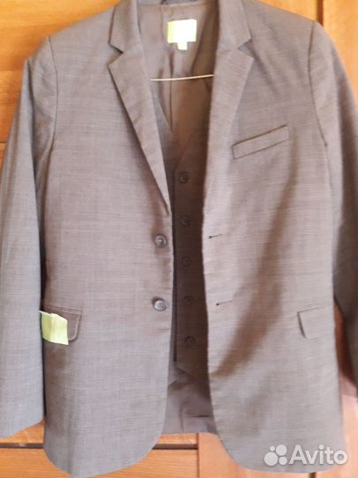 Фирменный пиджак и жилетка для мальчика, рост 146
