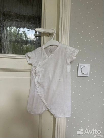 Песочник боди, шорты H&M 74 (6-9 мес)