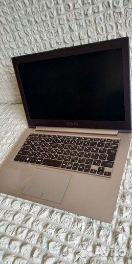 Asus zenbook 13.3 ux32vd