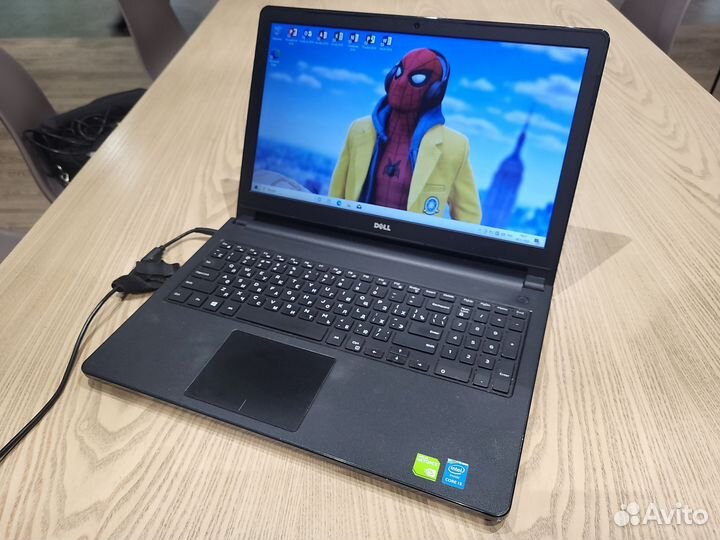 Инровой ноутбук Dell/ GeForce 920/ Core i3