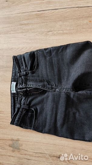 Джинсы женские